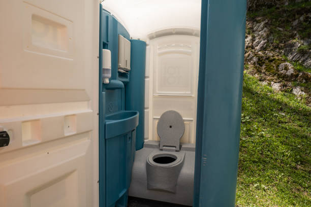 Best Portable bathroom rental  in Selma, NC